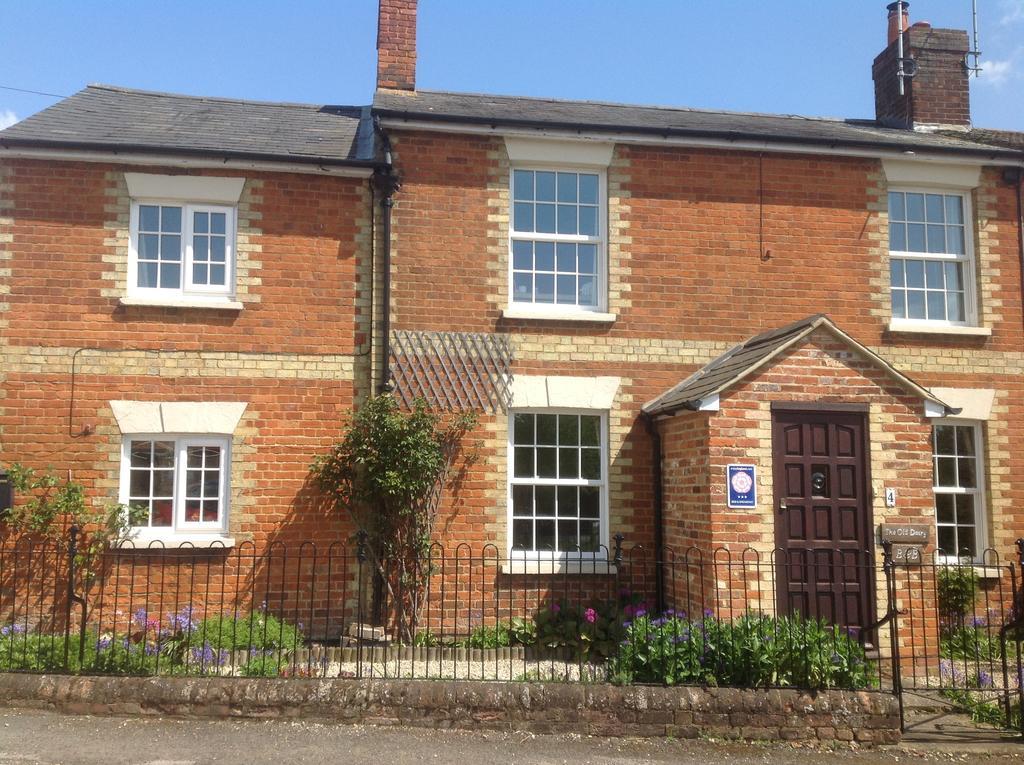 The Old Dairy Bed and Breakfast Waddesdon Buitenkant foto